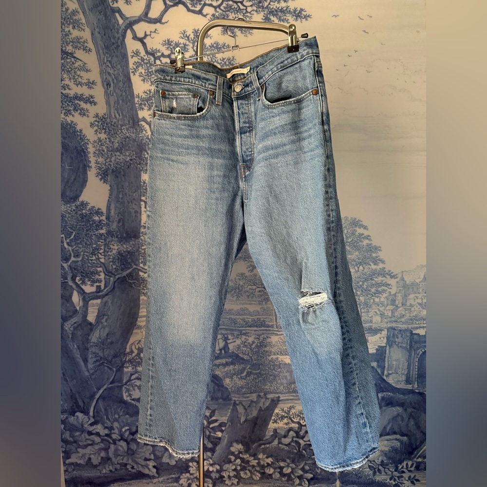 Levi’s Wedgie Straight Blue Jeans
